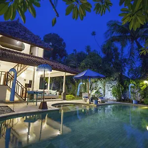  Villa Alam Biru Gardenia Indonesia